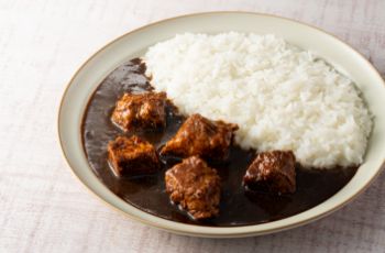 ゴロゴロビーフ煮込みカレー