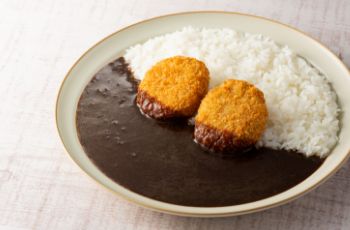 メンチカツカレー